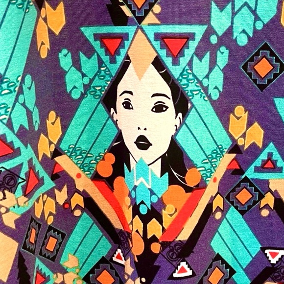 Disney x LuLaRoe Mulan Perfect Women’s Top NWT - Picture 3 of 9